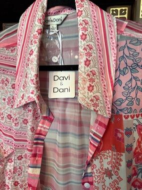 DAVI & DANI Pink Patchwork Floral Striped Shirt